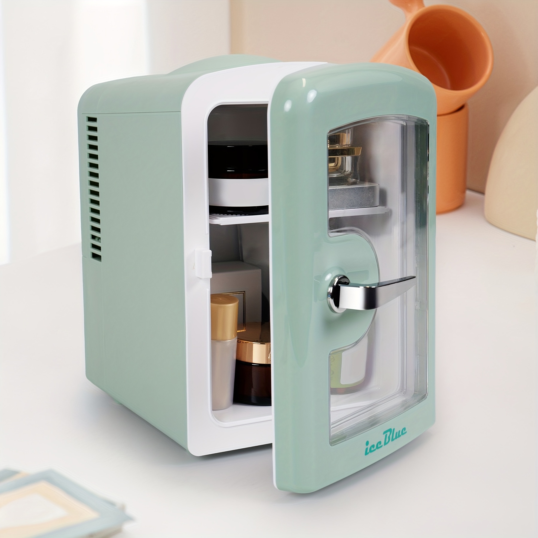 1.06gal Portable Refrigerator with Mirror And Light for Both Heating And Cooling - Image 3