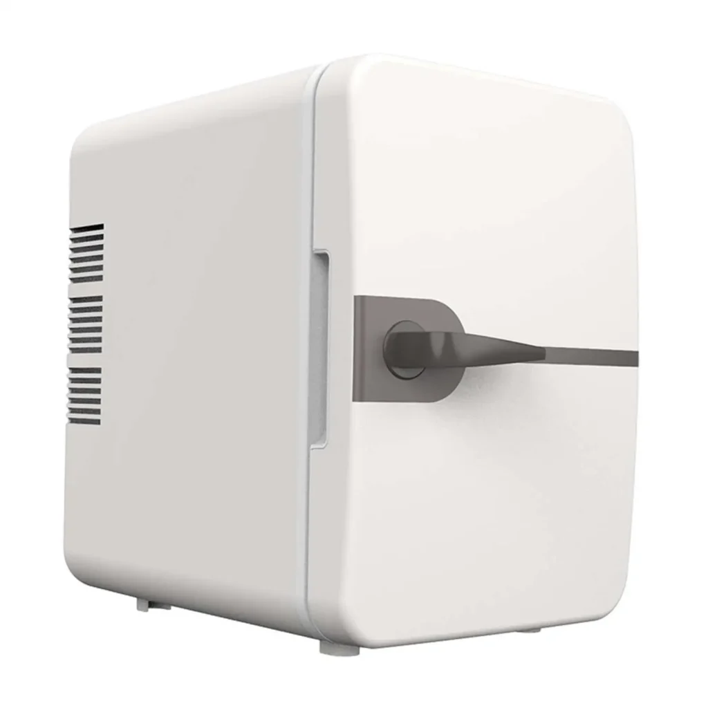 Mini Fridge DC12V 30W Portable Refrigerator Personal Refrigerator 4 Liters for Yogurt Beverage Sinkcare Cosmetics Desktop — Mini